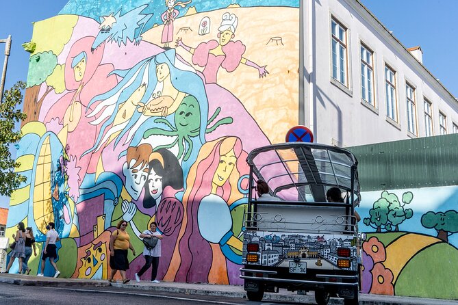 Street Art - Tuk Tuk Tour - Graça & São Vicente: murals and views in a pretty neighborhood