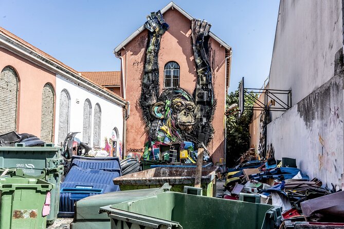 Street Art - Tuk Tuk Tour - Marvila’s street art and craft beer atmosphere
