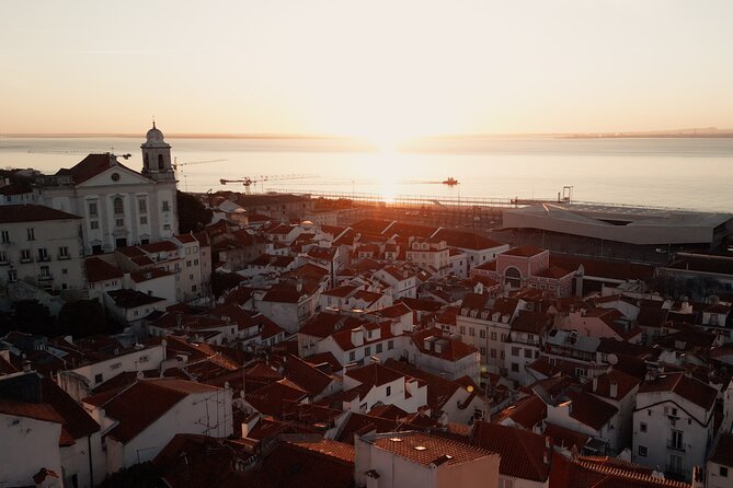 Sunrise Walking Tour: Lisbon Before the Crowds - Sunrise at Miradouro das Portas do Sol: Tagus light without the crush