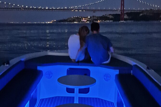 Sunset and Night Cruise with Champagne - Sunset on the Tagus from Marina Belém: what makes the route work