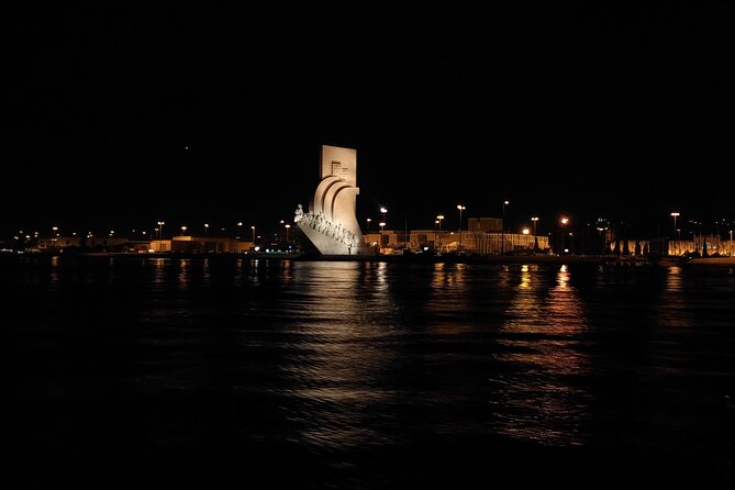 Sunset and Night Cruise with Champagne - FAQ