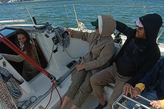 Sunset sailing boat trip in Lisbon with snacks - Quick reality check: what could annoy you