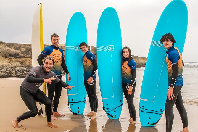 Surf Experience in Cascais - Warm-up, theory, and practice: the coaching flow that keeps it fun
