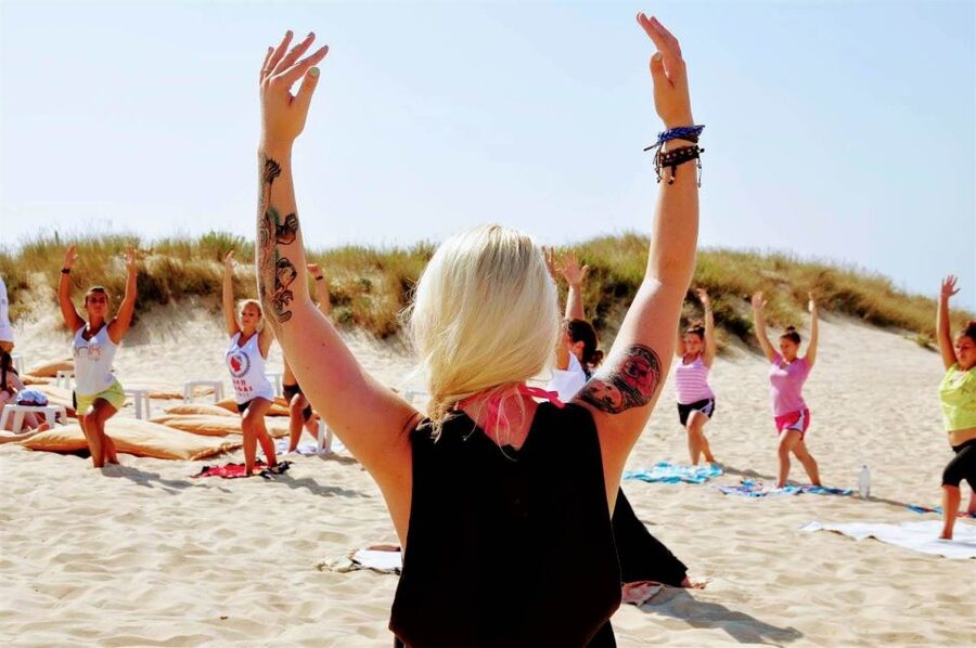 Surfing and Yoga in Lisbon - Costa da Caparica and the fossil cliffs: your outdoor classroom