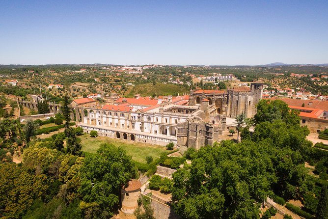 Templar Knights: Tomar and Almourol Castles Full Day Private Tour - Barragem do Castelo de Bode: A Short Scenic Break in Pine Country