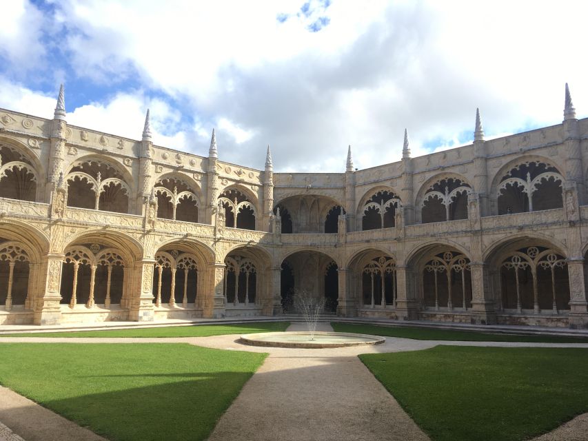 The Best Guiding visit to Jeronimos & Tiket included - Price and value: is $43 worth it?