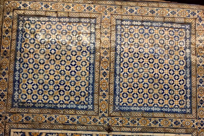 The Portuguese Tiles - Trindade: The Brewery Covered in 19th-Century Tiles
