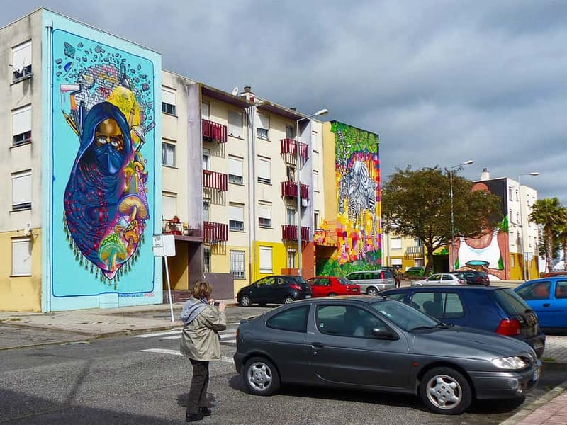 The Real Lisbon Street Art Private Guided Tour by Minivan - Comfort, Pace, and Small Stuff That Matters
