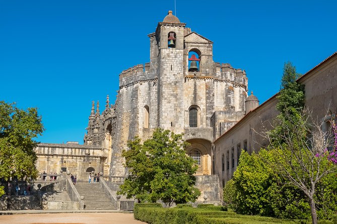 Tomar and Castle of Almourol Private Full-Day Tour from Lisbon - Castelo de Almourol and the Tagus River Cruise