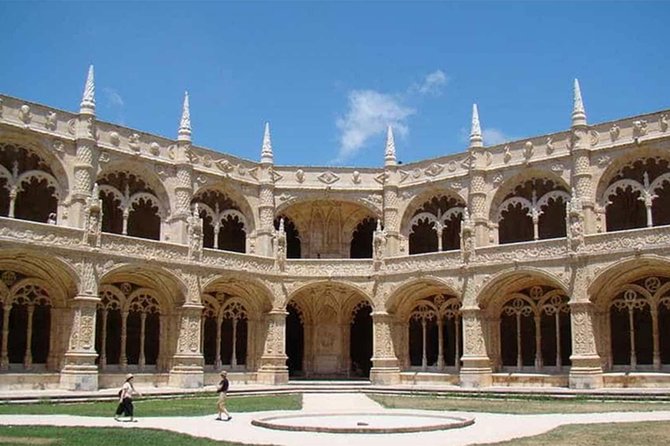Tour LISBON (full day) - Cristo Rei: A Photo Stop With Optional Monument Time