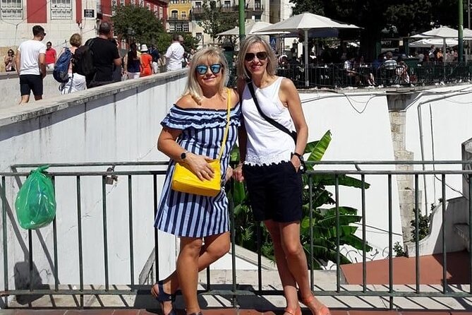 Tour of Lisbon in a Private Tour - Portas do Sol then Alfama: viewpoints plus the streets that steal your attention