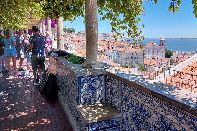 Tour of Lisbon - Pickup, meeting point, and how the day flows