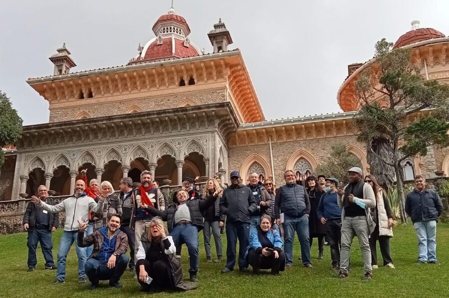Tour Sintra: Charming tour in a Classic Car - Language Options and Guide Style That Matter