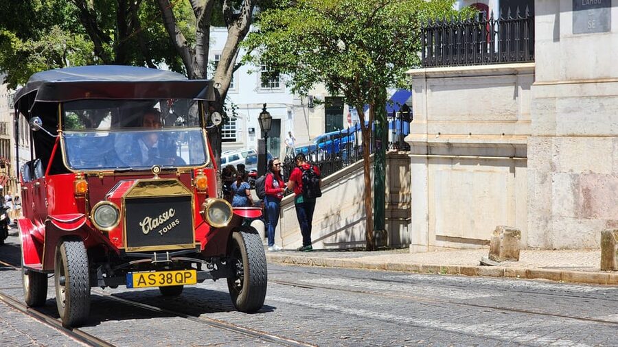 Tour Sintra: Charming tour in a Classic Car - Choosing Stops: Flexibility Is Part of the Value