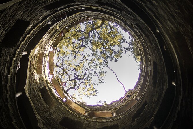 Tour to Sintra, Quinta da Regaleira and Cascais from Lisbon - Sintra old town time: lunch, cobblestones, and guided food ideas