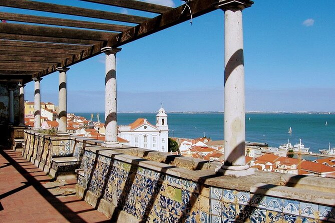 Tour Tuk Tuk Lisbon-Belem 4 H Free Pick-up - Belém highlights: Palaces, the monastery world, and a tower that defended the river
