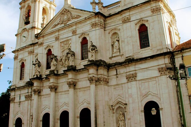 Tour TukTuk 3 hours Lisbon Free Pick-up - Alfama and Chafariz de Dentro: fountains, Arab roots, and water politics