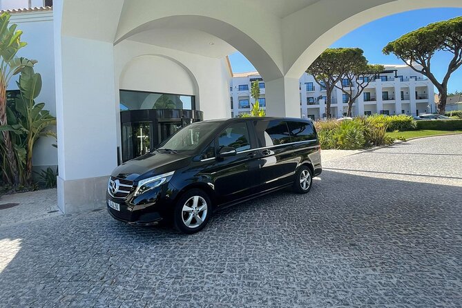 Transfer from Lisbon Airport to Lisbon city - The Ride: Quiet, Clean, Air-Conditioned, and Direct