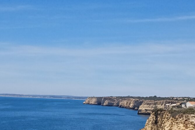 Transport from Lisbon/Algarve, Algarve/Lisbon 1 stop Alentejo - Private door-to-door transfer that actually removes stress