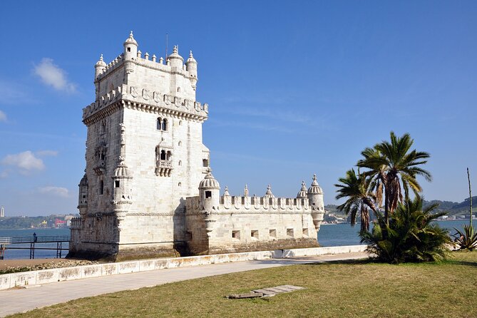 Tuk-tuk Bethlehem: An adventure DE tuk tuk you will never forget - Jerónimos Monastery: the one you’ll feel, not just see