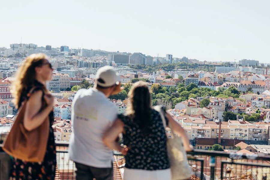 Tuk Tuk Lisbon: 3H00 Lisbon Charms - Rossio and Santa Justa: quick skyline payoff