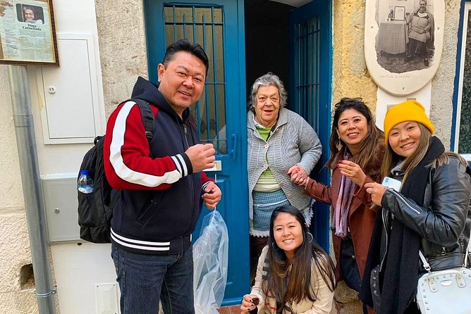 Tuk Tuk Lisbon Guided tour! 100% PRIVATE & PERSONALIZED - A private 15–30 minute tuk tuk loop that gets your bearings fast