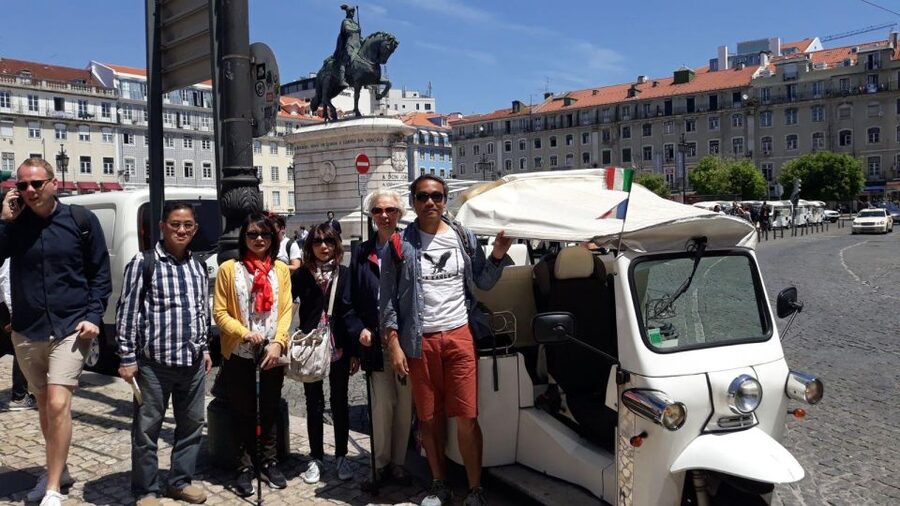 Tuk Tuk Tour historic central Lisbon - Value for $212 per group: who gets the best deal?