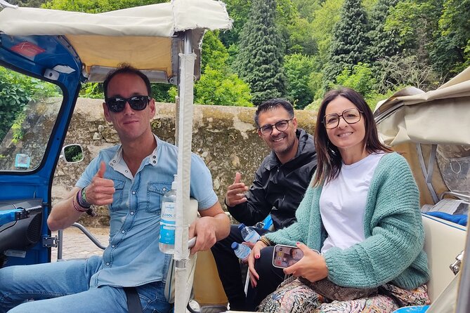 Tuk-Tuk Tour in Sintra Palaces in Cabo da Roca - Vale dos Lagos, Castelo dos Mouros, and Pena Park: fast stops, big perspective