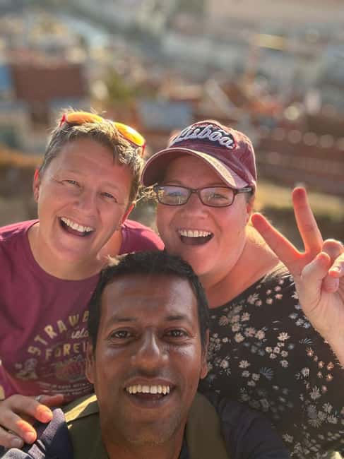 Tuktuk tour in historical old lisbon, city center and Belem - Logistics You Should Know: Meeting Points, Walking Time, and Comfort