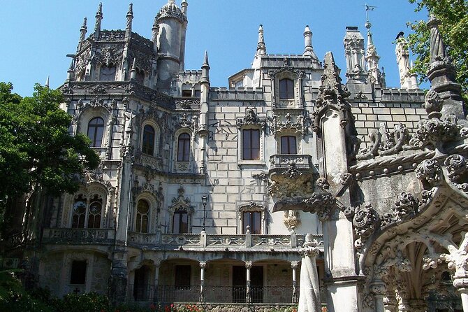 Unforgettable Sintra Tour E-CAR GPS audio-guided route that informs and entertains! - Parking, insurance, and the everyday money-savers