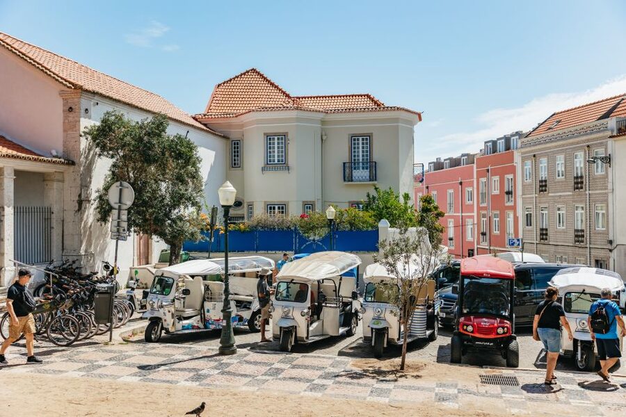 Vadio: Lisbon Old Town Private Tuk Tuk Tour - The multicultural history thread: how the guide connects buildings to real Lisbon
