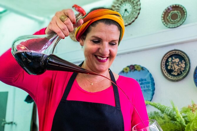 Vegan/Vegetarian Tastes of Portugal - A warm Portuguese welcome before you touch a pan