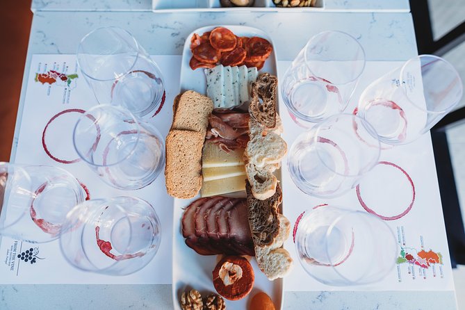 Wine and Cheese Tasting Lunch in Portuguese Wine Bar - Practical tips: who this suits and what to watch for