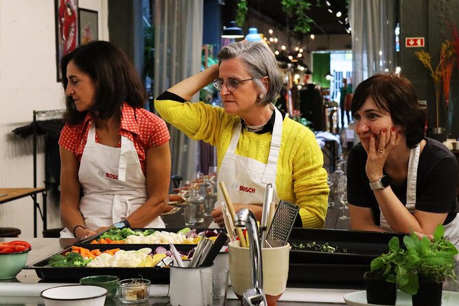 Workshop Cook & Taste Portugal in Lisbon - From ingredients to stories: what the chef teaches during prep
